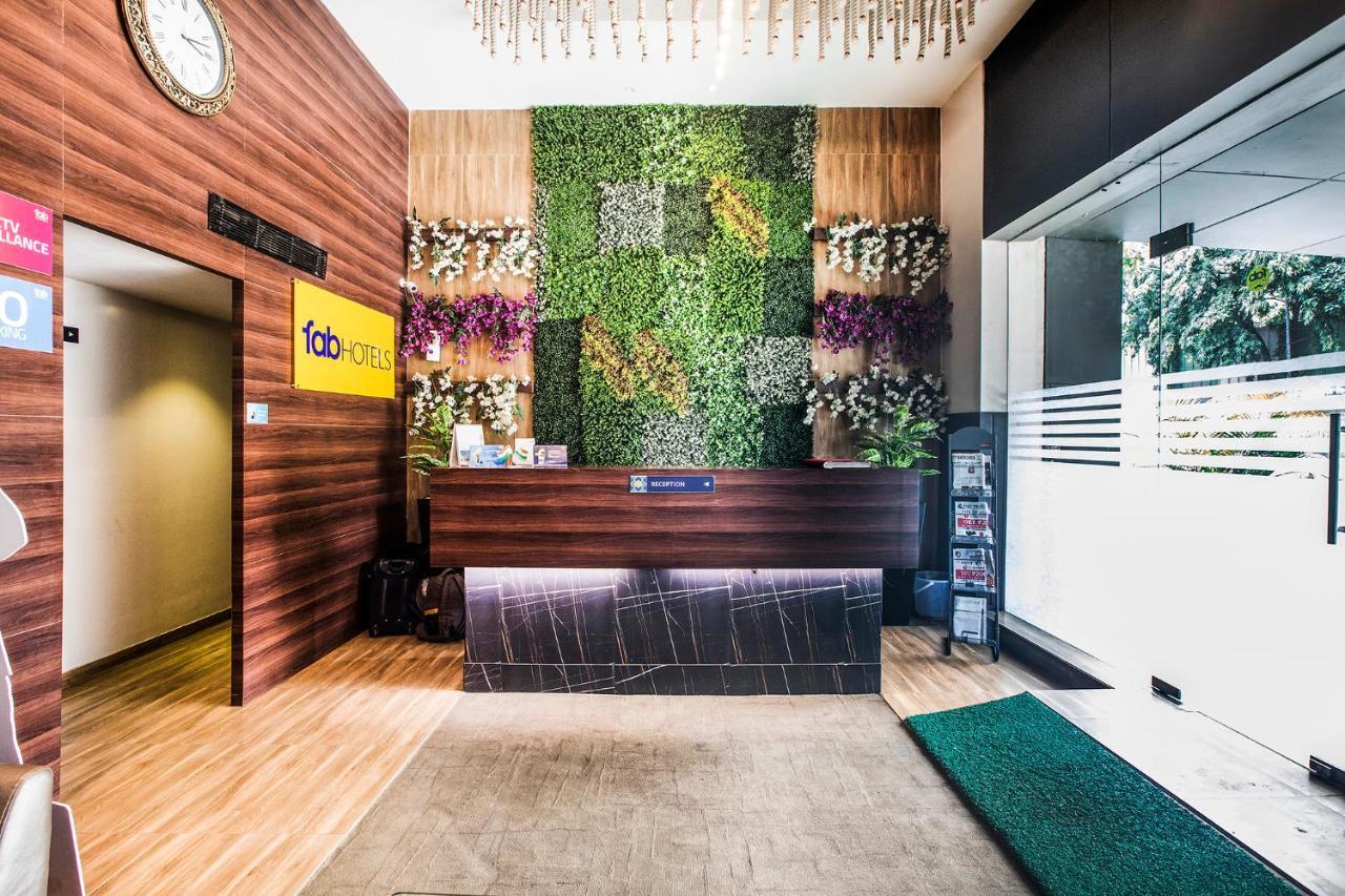 Fabhotel Regal International - Mumbai, Mumbai